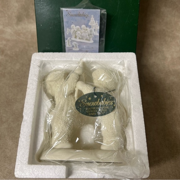 Snowbabies "YOU'VE GOT THE CUTEST LITTLE BABY FACE" 6809 DEPTARTMENT 56 NEW - Picture 2 of 3